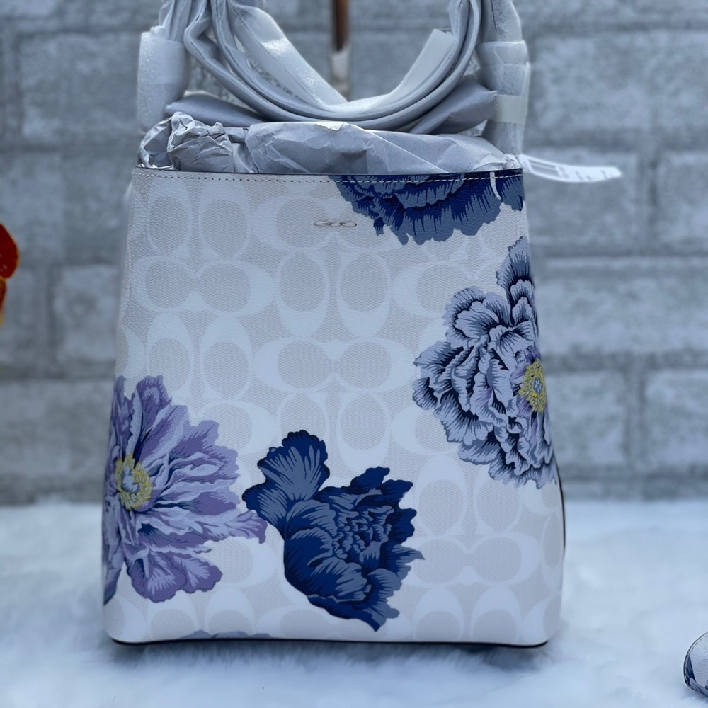 Coach Kaffe Fassett Small Town Bucket Bag Set - Picture 7 of 15